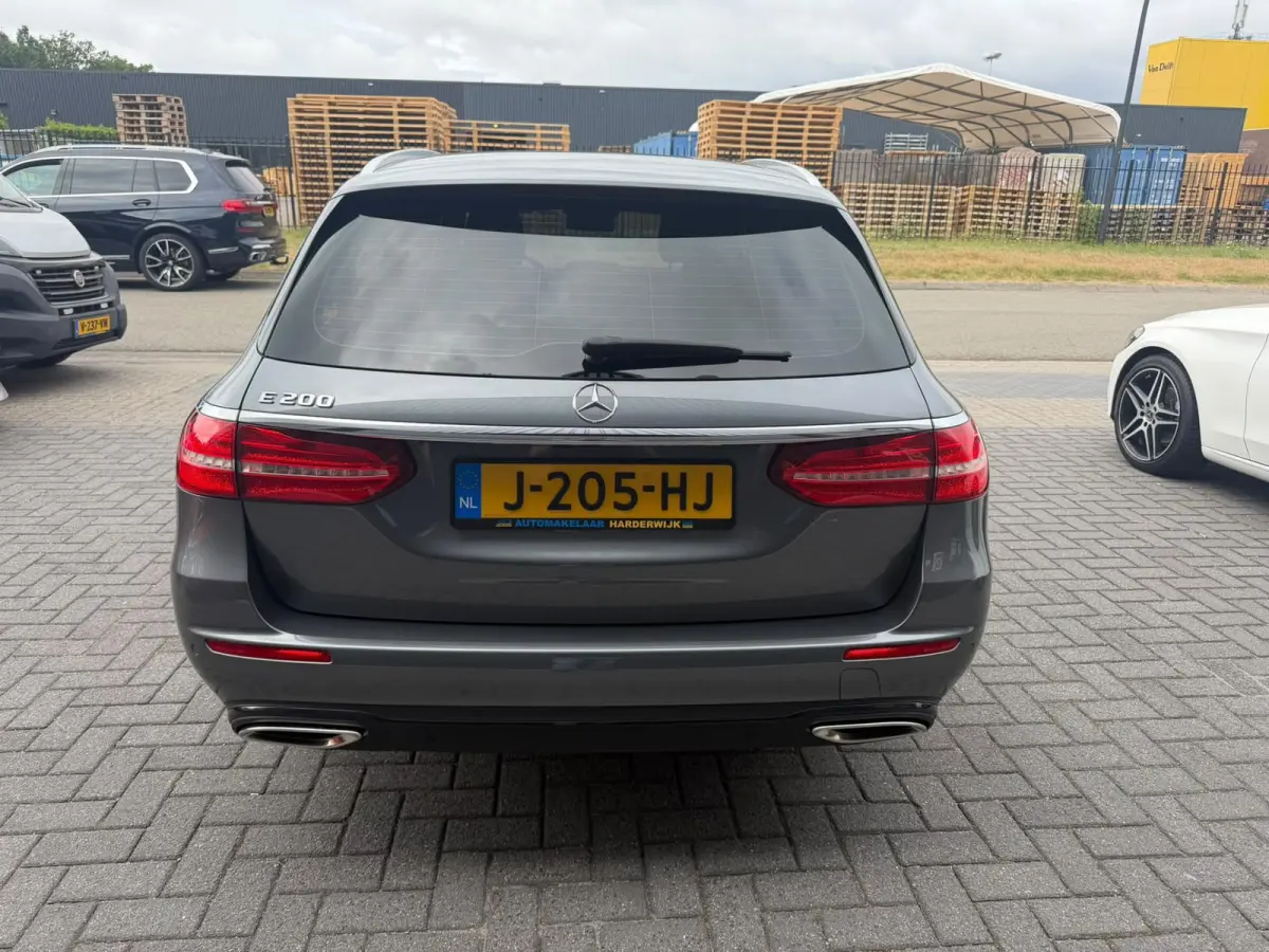 200 Premium 3/6/12 MND GARANTIE  | AUTOMAAT | NIEUWE APK | LEDER | PDC | NAVI | CRUISE |