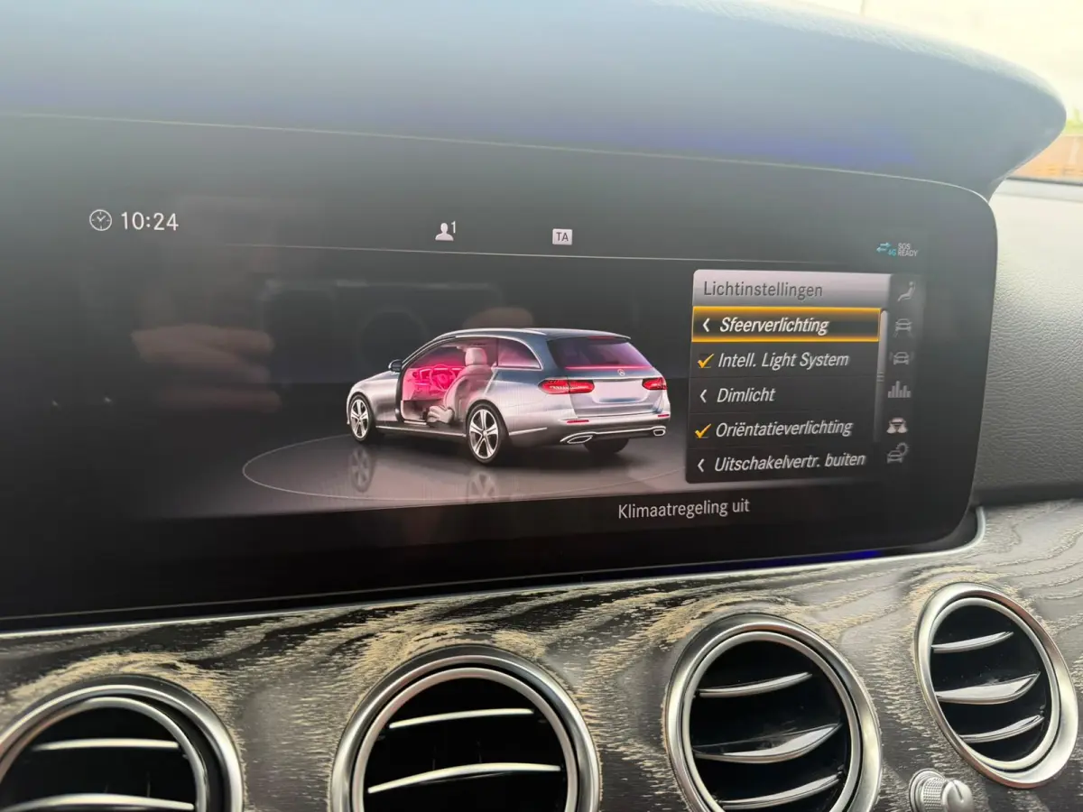 200 Premium 3/6/12 MND GARANTIE  | AUTOMAAT | NIEUWE APK | LEDER | PDC | NAVI | CRUISE |