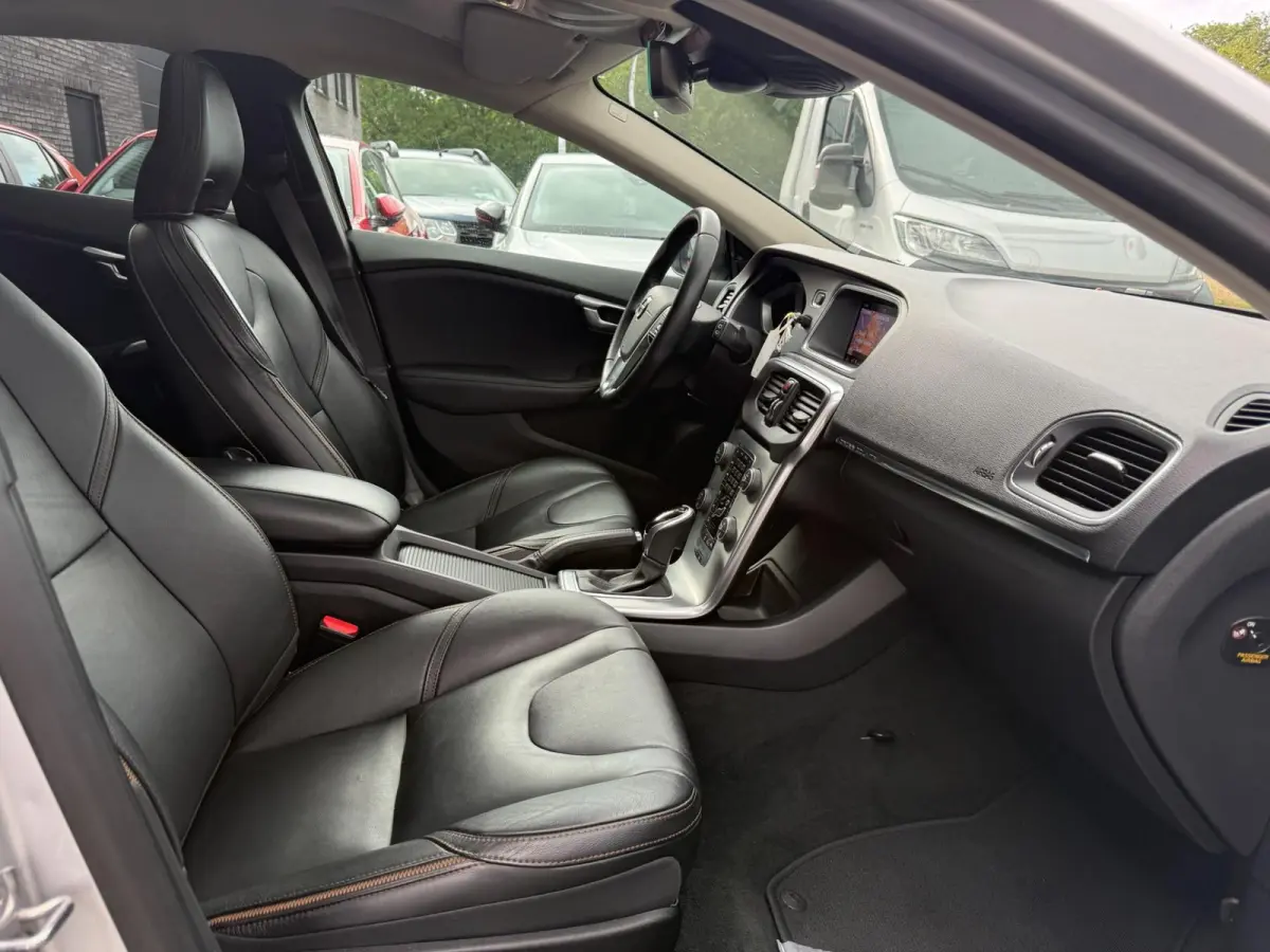 1.5 T3 Summum | 2E EIGENAAR | 3/6 of 12 MND GARANTIE | PANO DAK | CAMERA | NAVI | MEMORY |