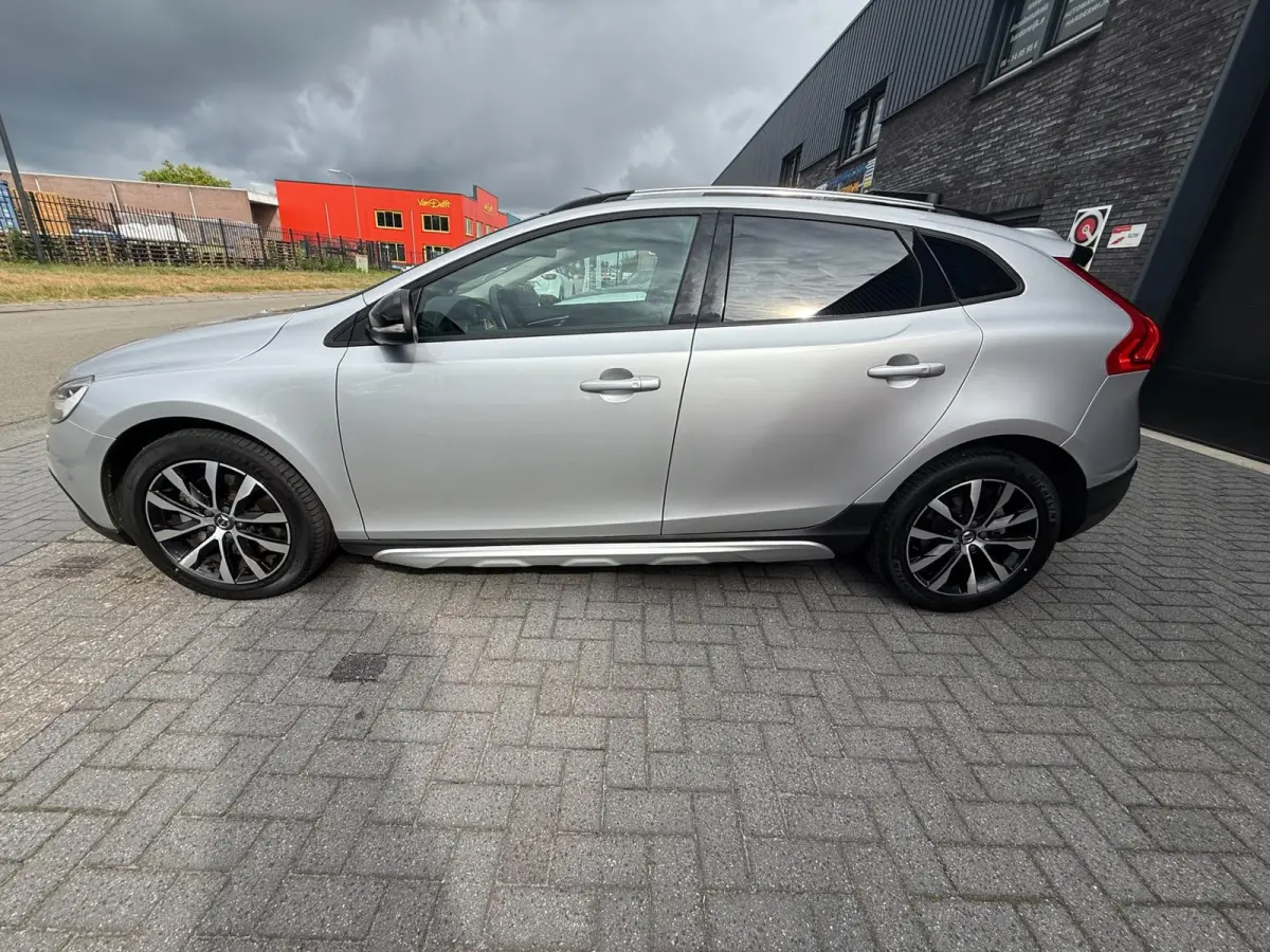 1.5 T3 Summum | 2E EIGENAAR | 3/6 of 12 MND GARANTIE | PANO DAK | CAMERA | NAVI | MEMORY |