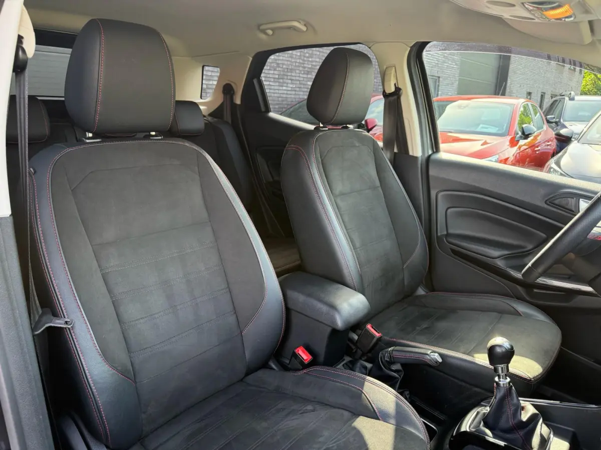 1.0 EcoBoost ST-Line Black | 1E EIGENAAR | 3/6/12MND GARANTIE | CRUISE | SFEERVERLICHTING |  STOELVERWARM. | CARPLAY |