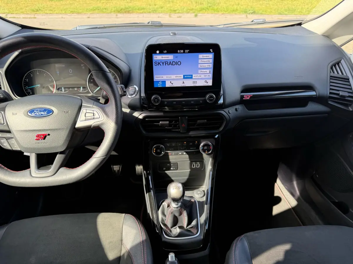 1.0 EcoBoost ST-Line Black | 1E EIGENAAR | 3/6/12MND GARANTIE | CRUISE | SFEERVERLICHTING |  STOELVERWARM. | CARPLAY |