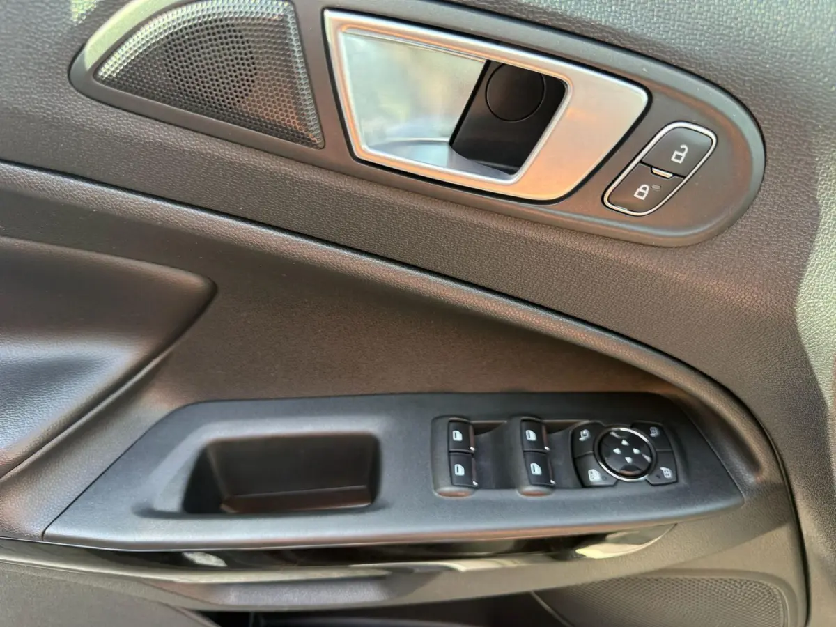 1.0 EcoBoost ST-Line Black | 1E EIGENAAR | 3/6/12MND GARANTIE | CRUISE | SFEERVERLICHTING |  STOELVERWARM. | CARPLAY |