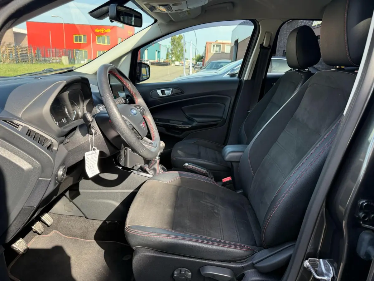 1.0 EcoBoost ST-Line Black | 1E EIGENAAR | 3/6/12MND GARANTIE | CRUISE | SFEERVERLICHTING |  STOELVERWARM. | CARPLAY |