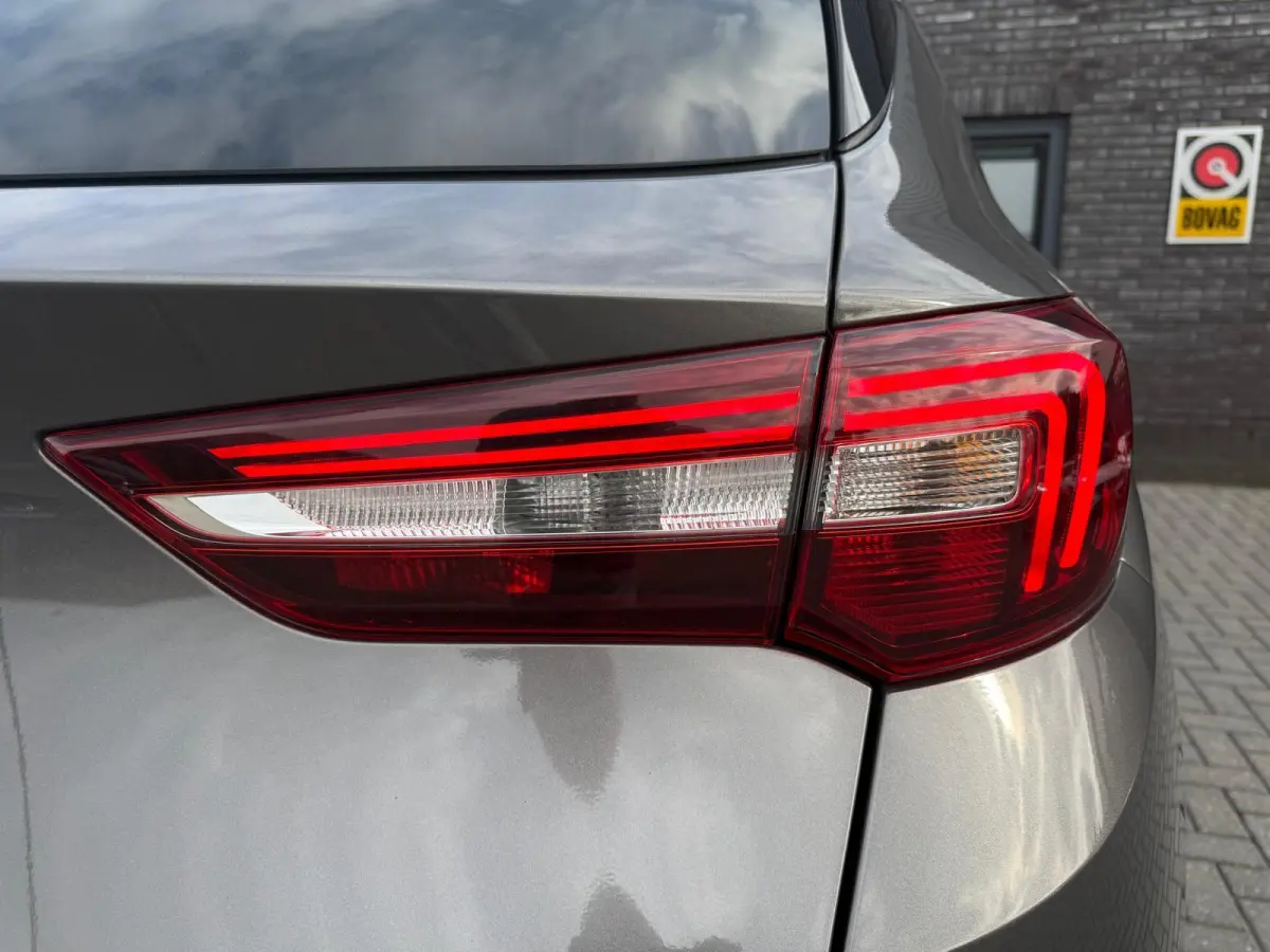 1.6 Turbo Hybrid Elegance | 1E EIGENAAR | 3/6/12MND GARANTIE | AUTOMAAT | CARPLAY | LED | CRUISE |