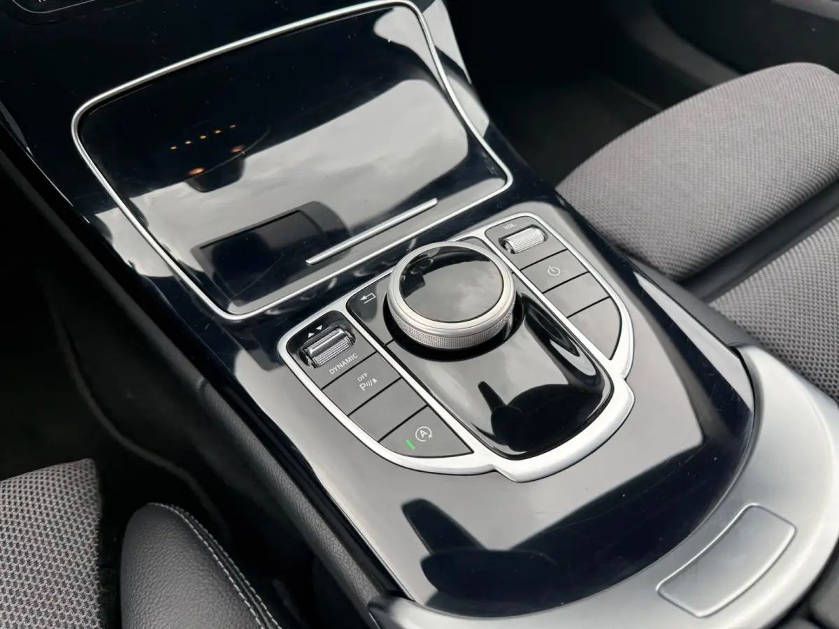 180 Business Solution | 2E EIGENAAR |3/6/12MND GARANTIE | AUTOMAAT | CRUISE | LED | CAMERA | STOELVERW. | NAVI |