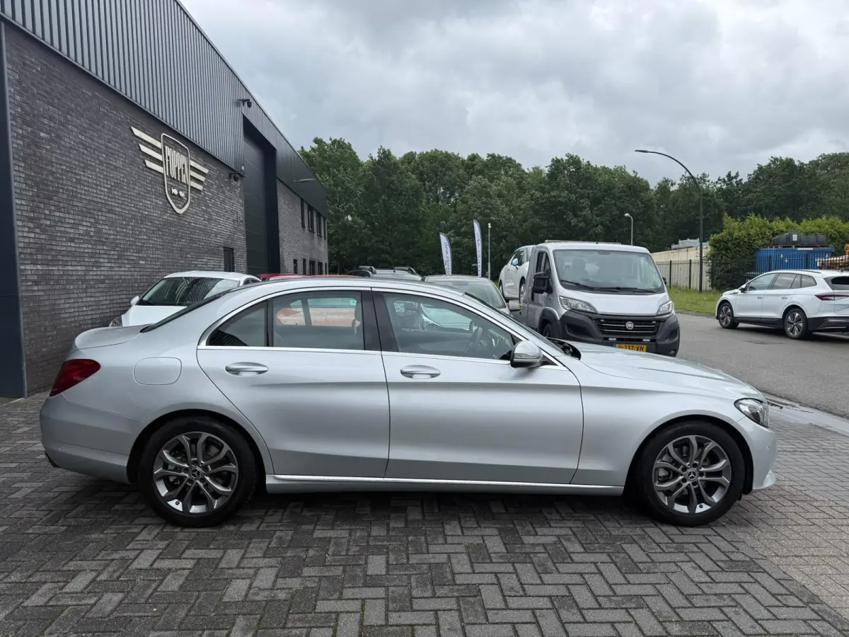 180 Business Solution | 2E EIGENAAR |3/6/12MND GARANTIE | AUTOMAAT | CRUISE | LED | CAMERA | STOELVERW. | NAVI |