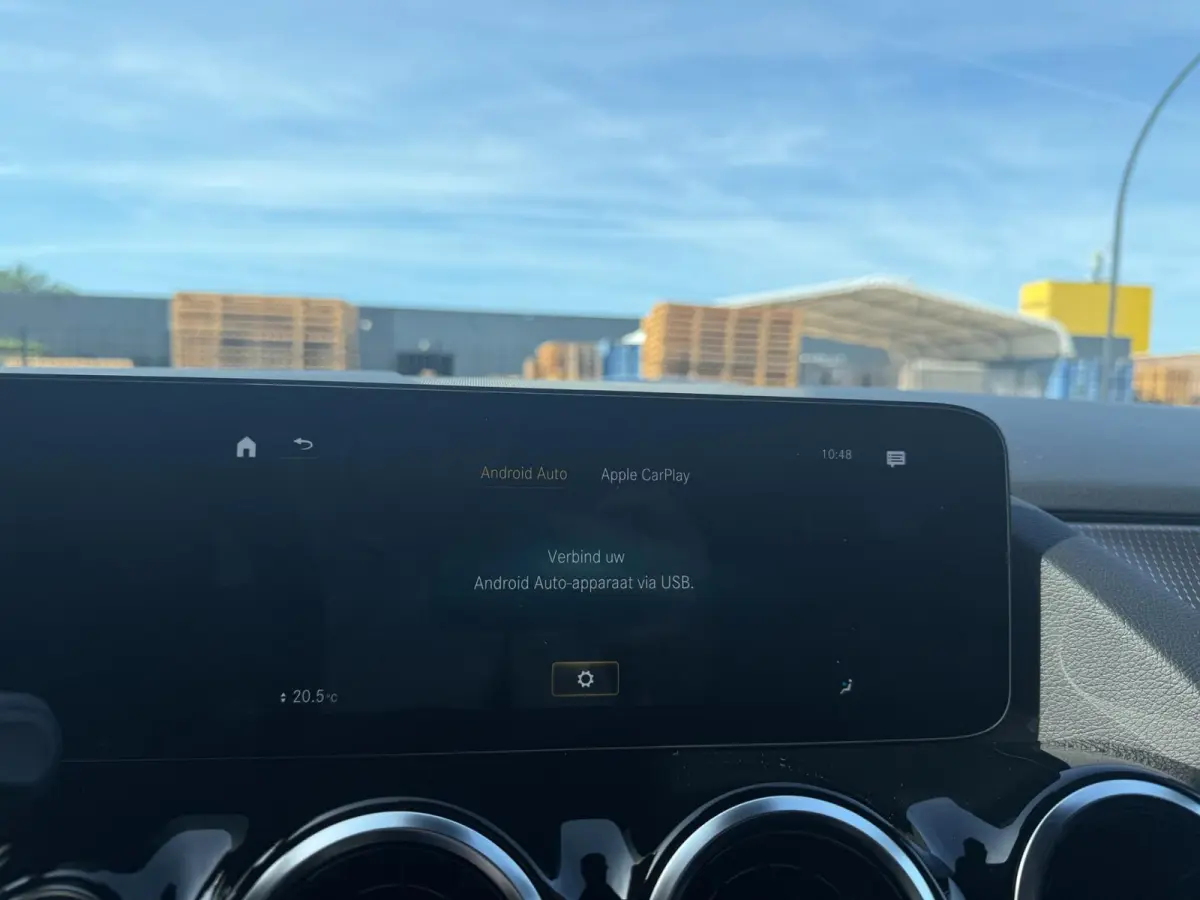 200 Business Solution Luxury | 1E EIGENAAR | 3/6/12MND GARANTIE | AUTOMAAT | LED | CRUISE | DAB | NAVI | CARPLAY | TREKHAAK |