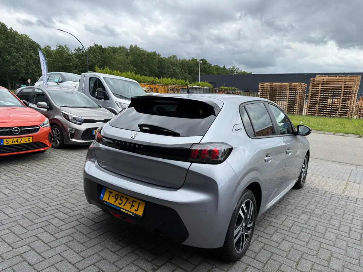 75PK Style | 1E EIGENAAR | 3/6/12MND GARANTIE| LED | CARPLAY | NAVI | CRUISE | CLIMA | LMV |