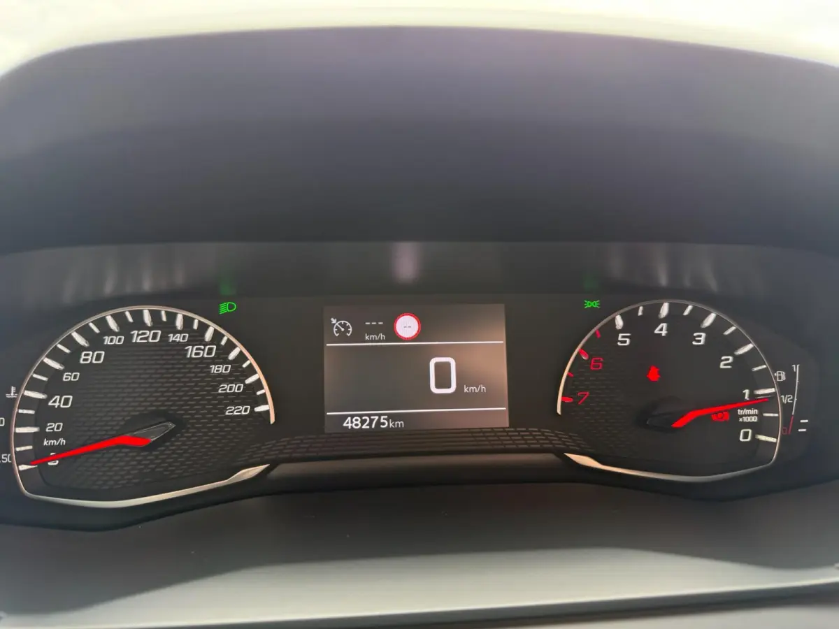 75PK Style | 1E EIGENAAR | 3/6/12MND GARANTIE| LED | CARPLAY | NAVI | CRUISE | CLIMA | LMV |