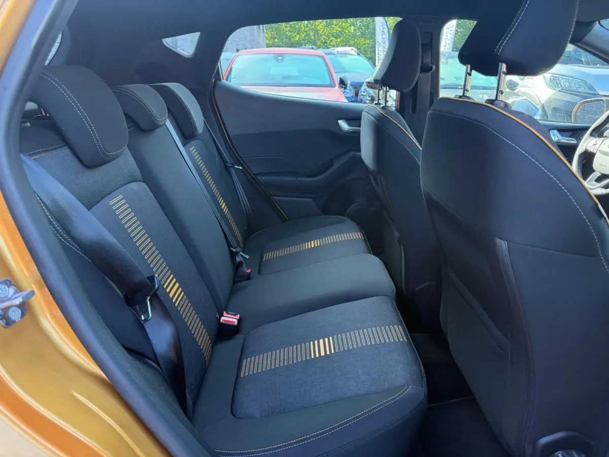 1.0 EcoBoost Active First Edition | 2E EIGENAAR | 3/6/12MND GARANTIE | AIRCO | CRUISE | DAB | CARPLAY | TREKHAAK | NAVI |