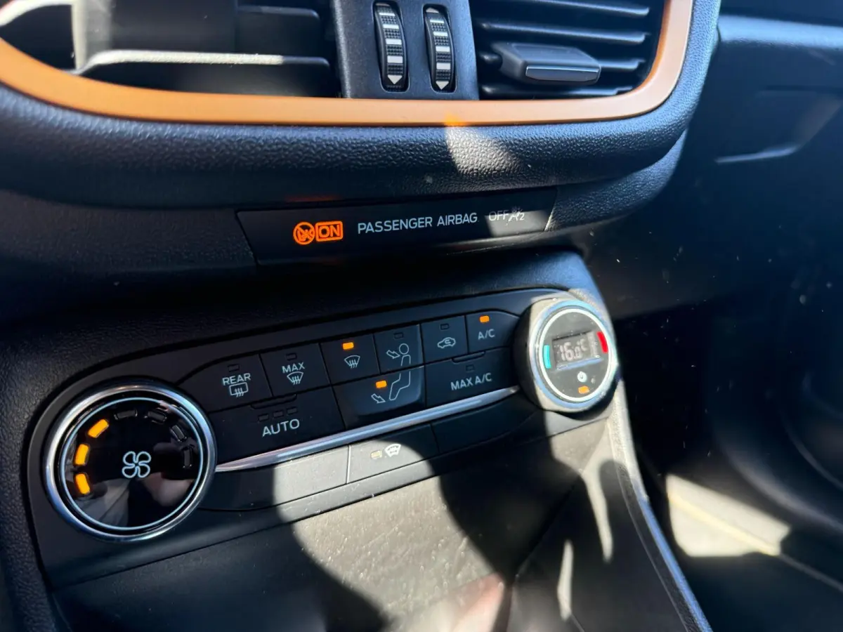 1.0 EcoBoost Active First Edition | 2E EIGENAAR | 3/6/12MND GARANTIE | AIRCO | CRUISE | DAB | CARPLAY | TREKHAAK | NAVI |