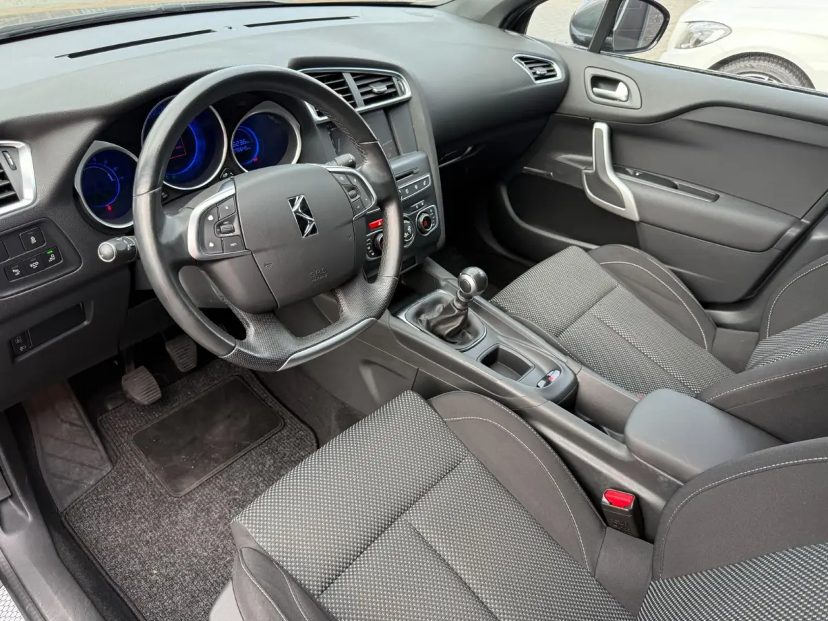 1.2 130PK Chic | 1E EIGENAAR | 3/6/12 MND GARANTIE | CLIMA | CARPLAY | CRUISE | LMV |