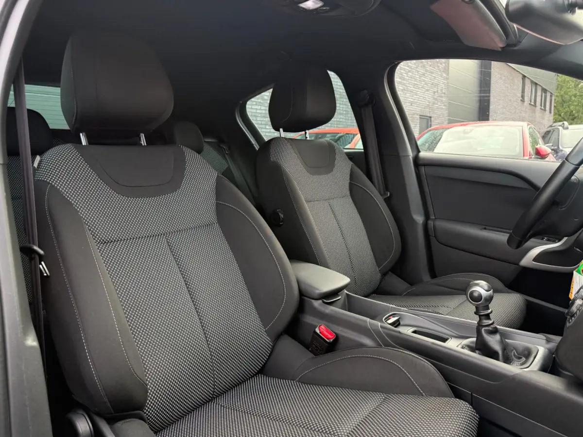 1.2 130PK Chic | 1E EIGENAAR | 3/6/12 MND GARANTIE | CLIMA | CARPLAY | CRUISE | LMV |
