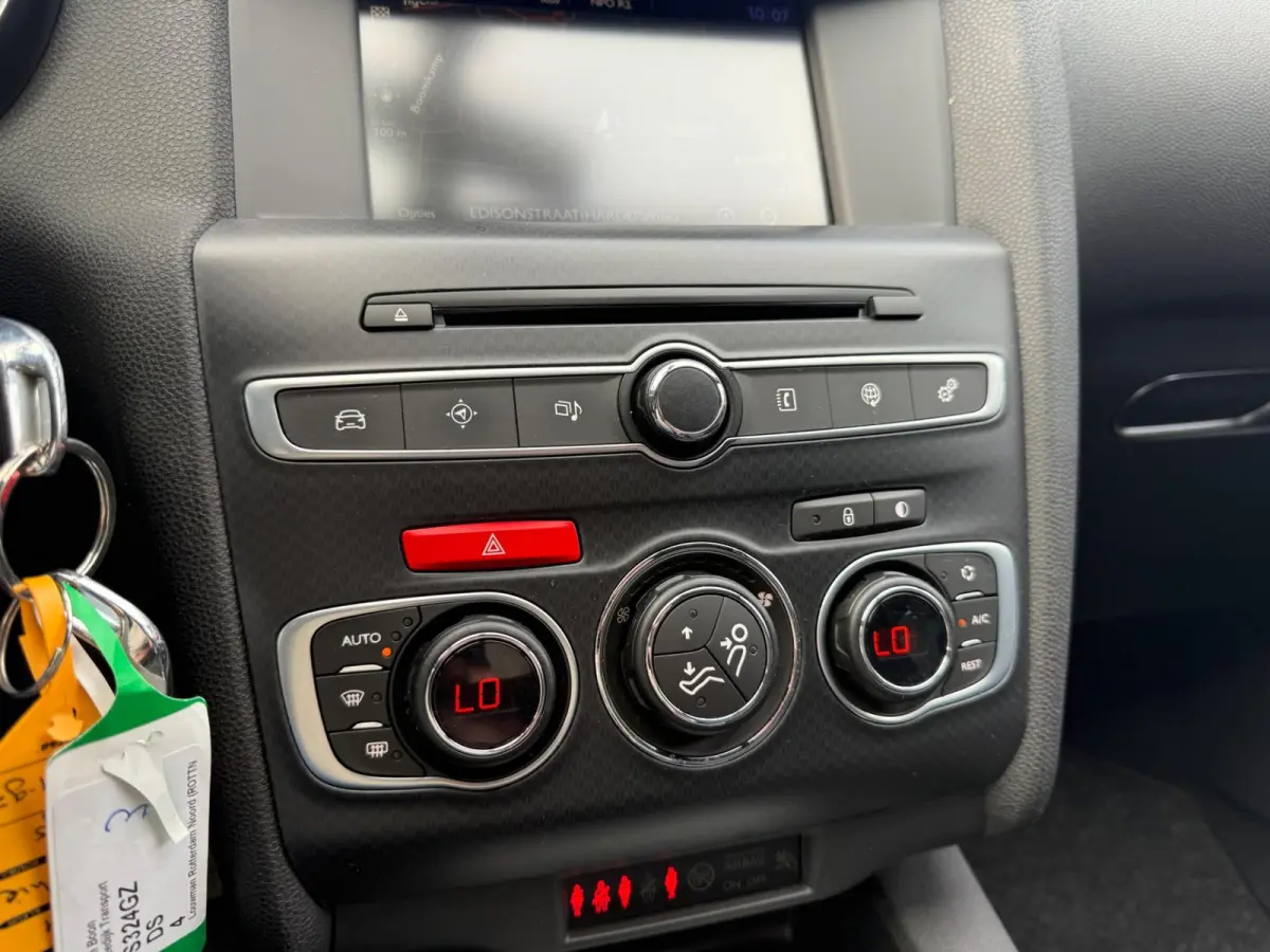 1.2 130PK Chic | 1E EIGENAAR | 3/6/12 MND GARANTIE | CLIMA | CARPLAY | CRUISE | LMV |