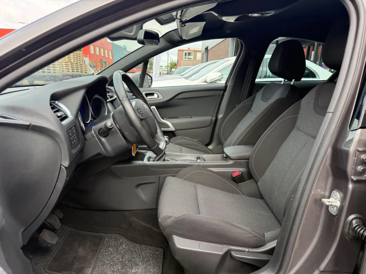 1.2 130PK Chic | 1E EIGENAAR | 3/6/12 MND GARANTIE | CLIMA | CARPLAY | CRUISE | LMV |