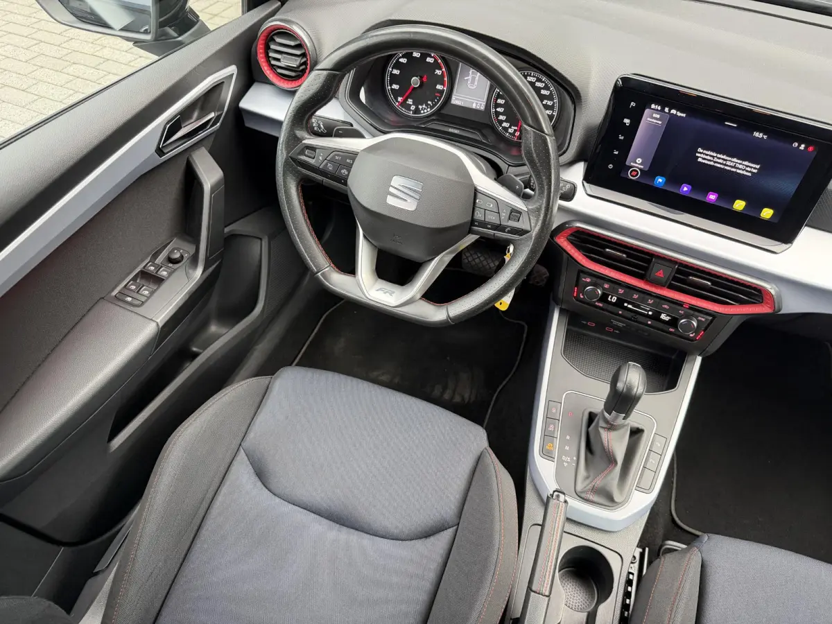 1.0 TSI FR Business Intense | 1E EIGENAAR | 3/6/12MND GARANTIE  | AUTOMAAT | CRUISE | LED | CARPLAY | CAMERA | DAB | NAVI |