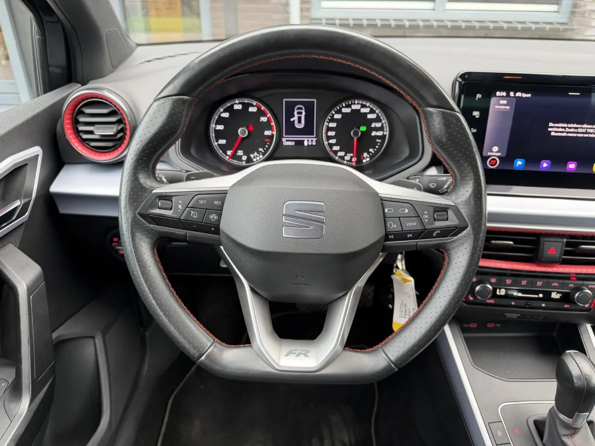1.0 TSI FR Business Intense | 1E EIGENAAR | 3/6/12MND GARANTIE  | AUTOMAAT | CRUISE | LED | CARPLAY | CAMERA | DAB | NAVI |