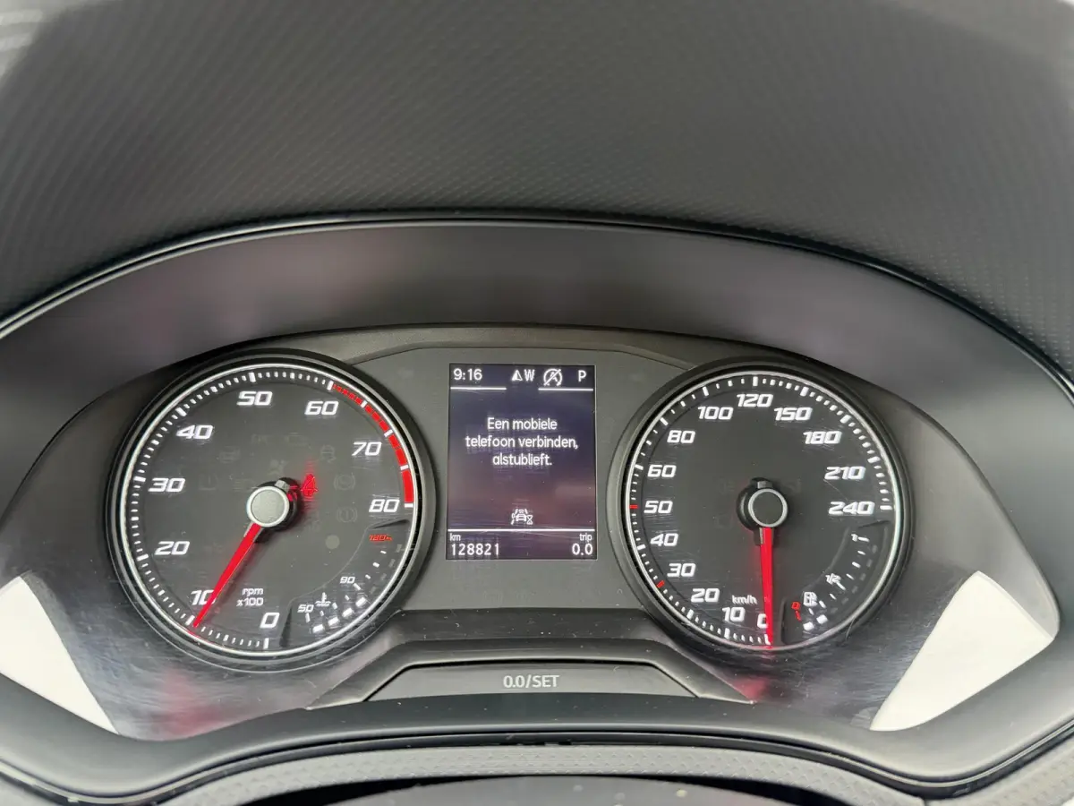 1.0 TSI FR Business Intense | 1E EIGENAAR | 3/6/12MND GARANTIE  | AUTOMAAT | CRUISE | LED | CARPLAY | CAMERA | DAB | NAVI |
