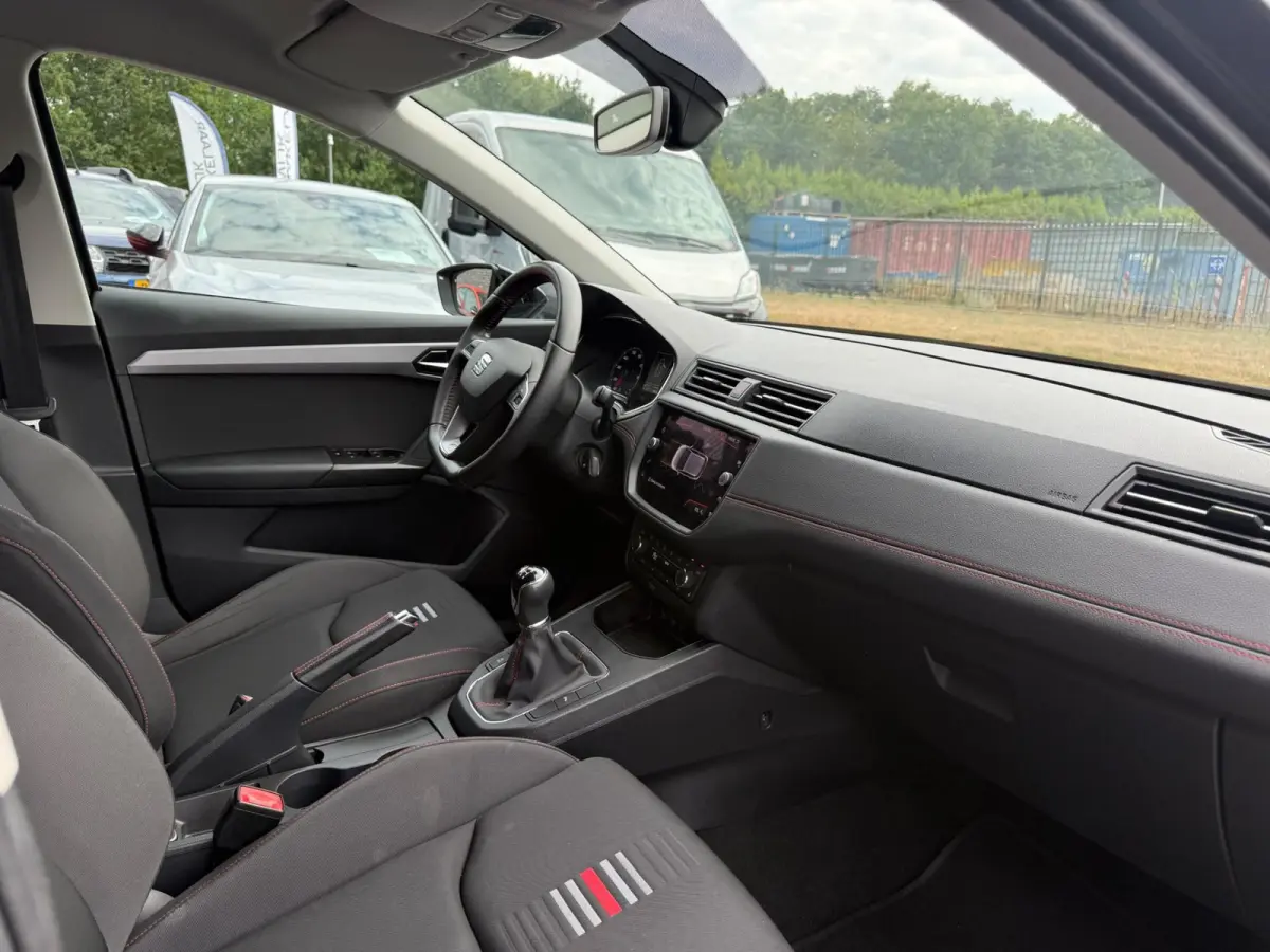 1.0 TSI FR Business Intense | 2E EIGENAAR | 3/6 OF 12MND GARANTIE | ACC | PDC | LMV | CARPLAY | CAMERA |