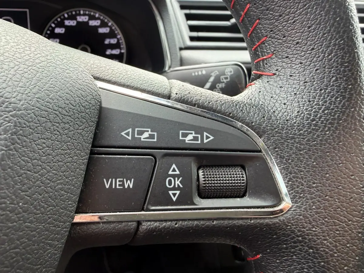 1.0 TSI FR Business Intense | 2E EIGENAAR | 3/6 OF 12MND GARANTIE | ACC | PDC | LMV | CARPLAY | CAMERA |
