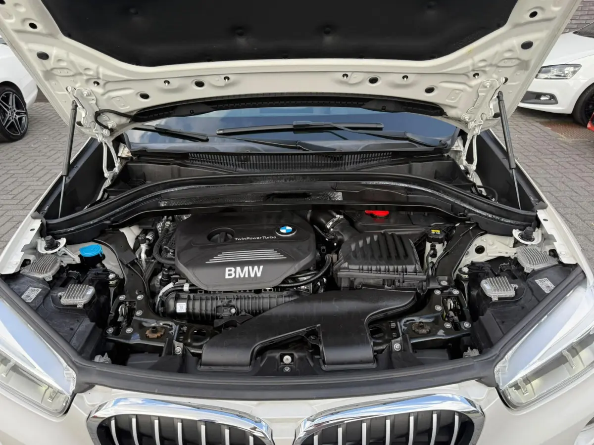xDrive20i xLine | 3E EIGENAAR | 3/6/12MND GARANTIE| PANO DAK | HEAD UP | LEDER | NAVI |