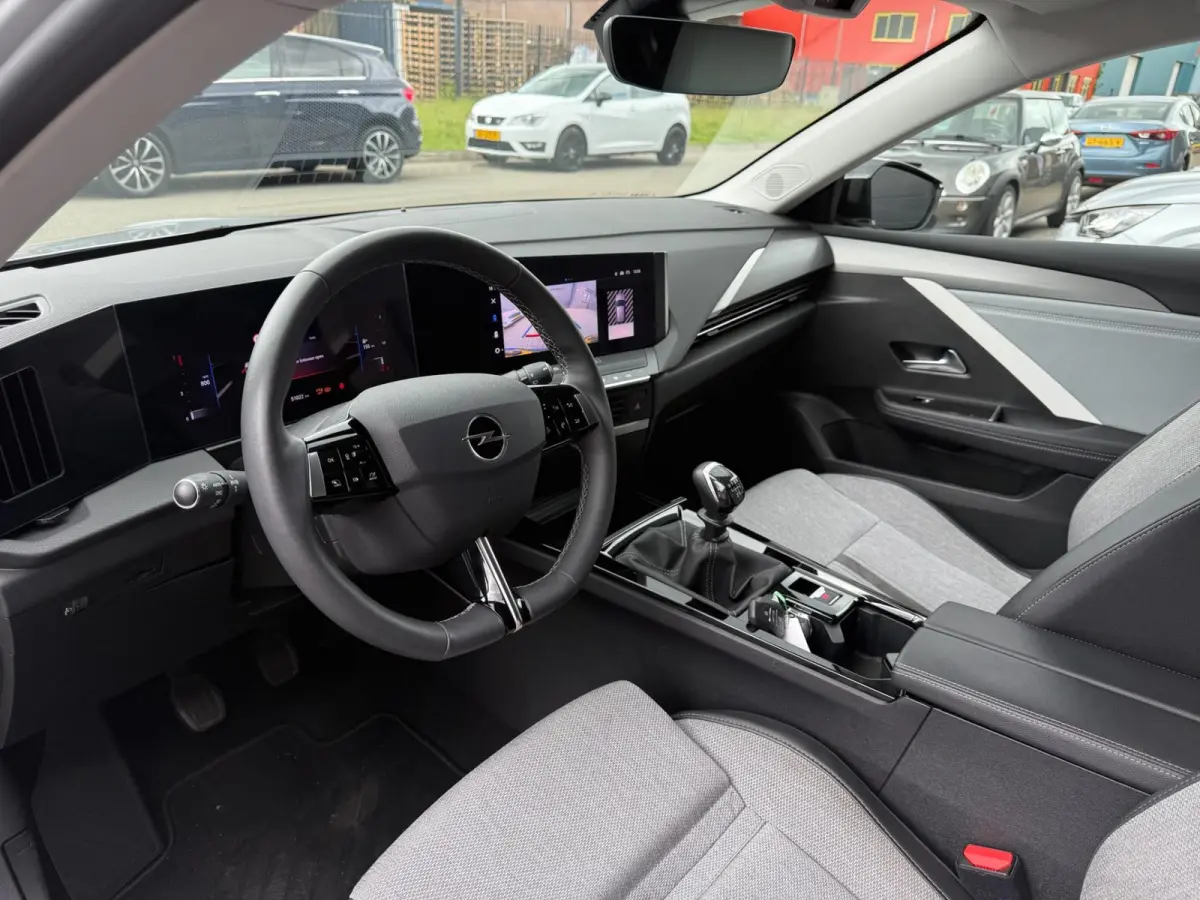 1.2 Level 3 130PK | 1E EIGENAAR | 3/6/12MND GARANTIE| LED | ACC | AGR| CAMERA | DAB | CARPLAY | NAVI |