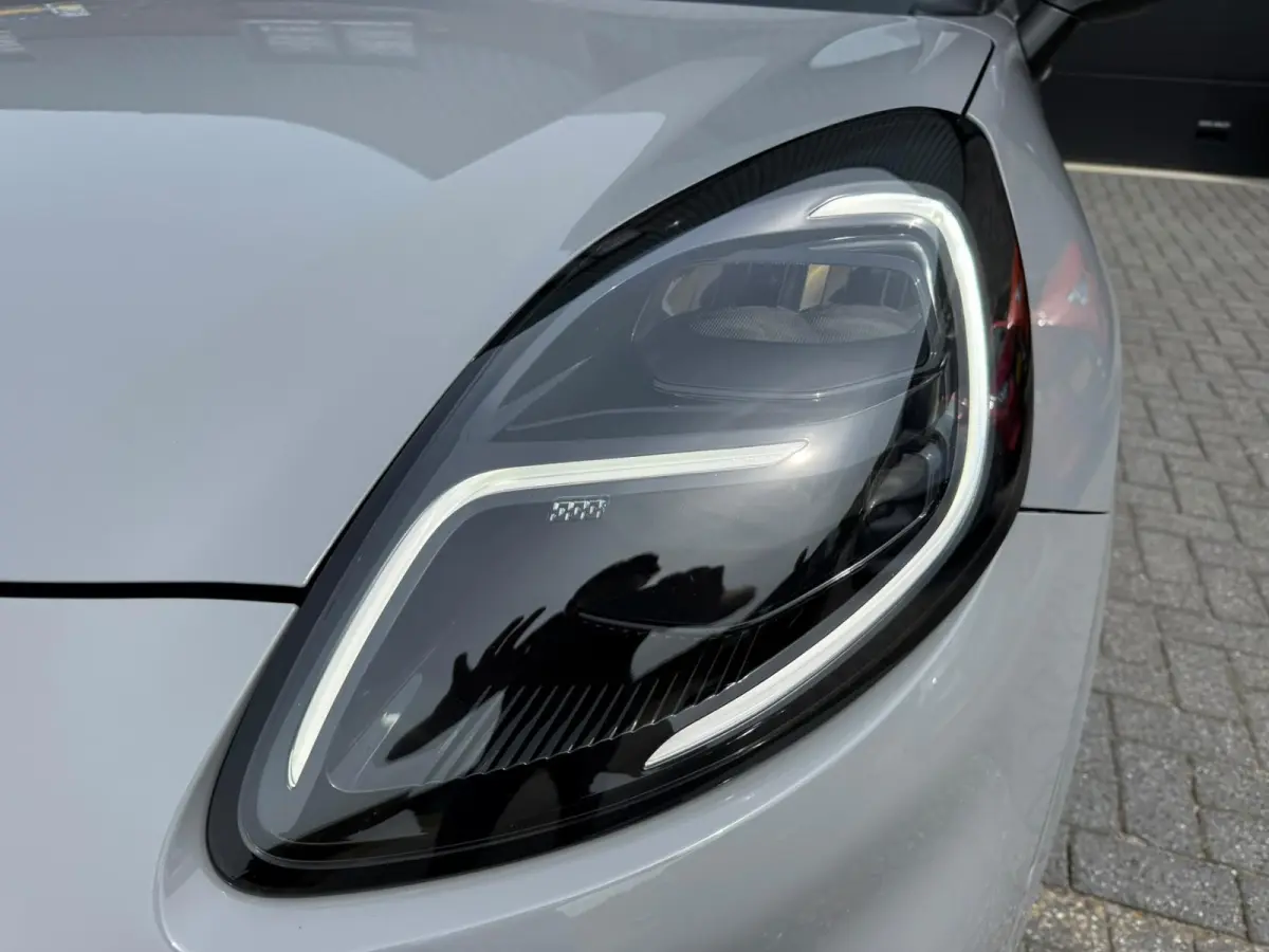 1.0 EcoBoost ST-X | AUTOMAAT | PANO DAK | 3/6/12 MND GARANTIE | NAVI | ACC | PDC | LANE ASSIST |