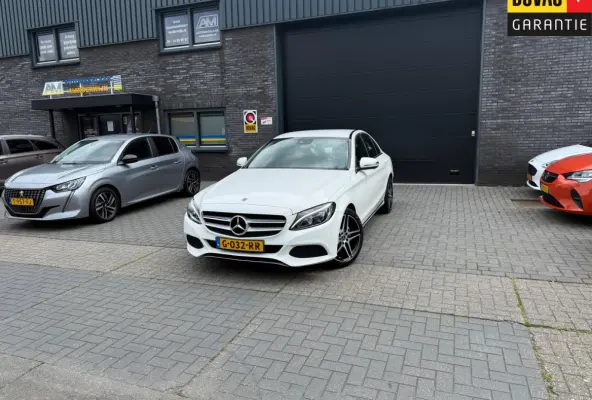 200 Premium Plus | 1E EIGENAAR | 3/6/12MND GARANTIE| LED | CRUISE | SFEER | STOELVERWM. | NAVI |
