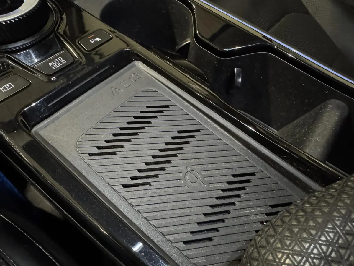 77.4 kWh | leder | navi | camera | stoelventilatie |