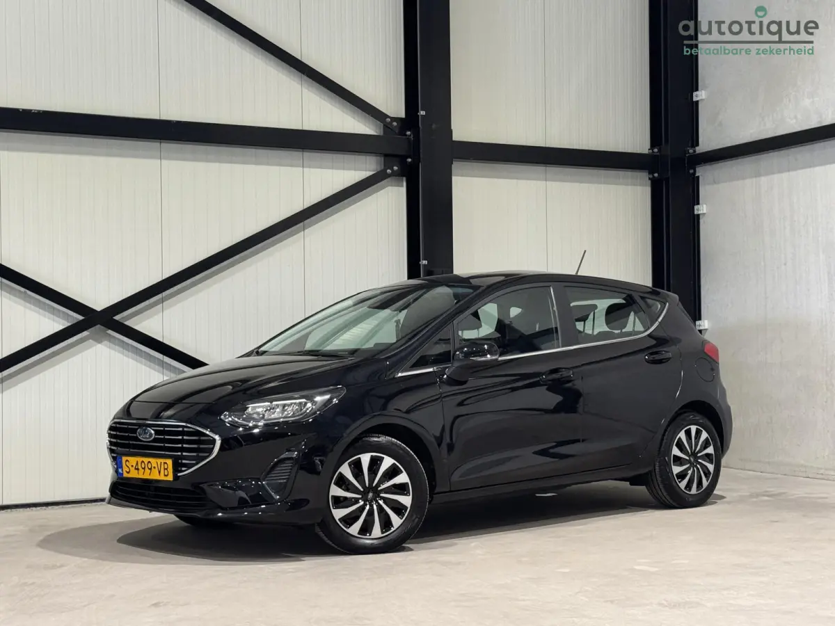 1.0 EcoBoost Hybrid Titanium | carplay | stoelverwarming |