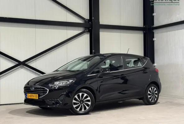 1.0 EcoBoost Hybrid Titanium | carplay | stoelverwarming |