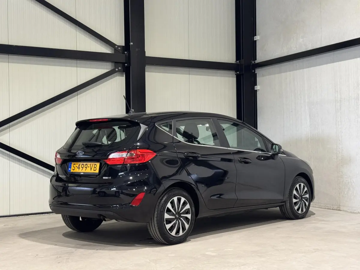 1.0 EcoBoost Hybrid Titanium | carplay | stoelverwarming |