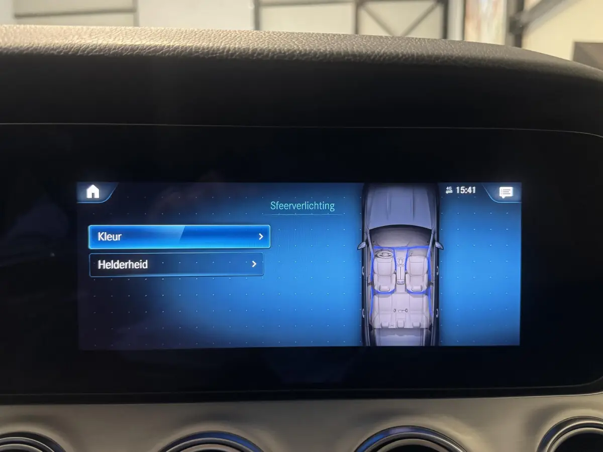 300 e | navi | trekhaak | half-leder | carplay |