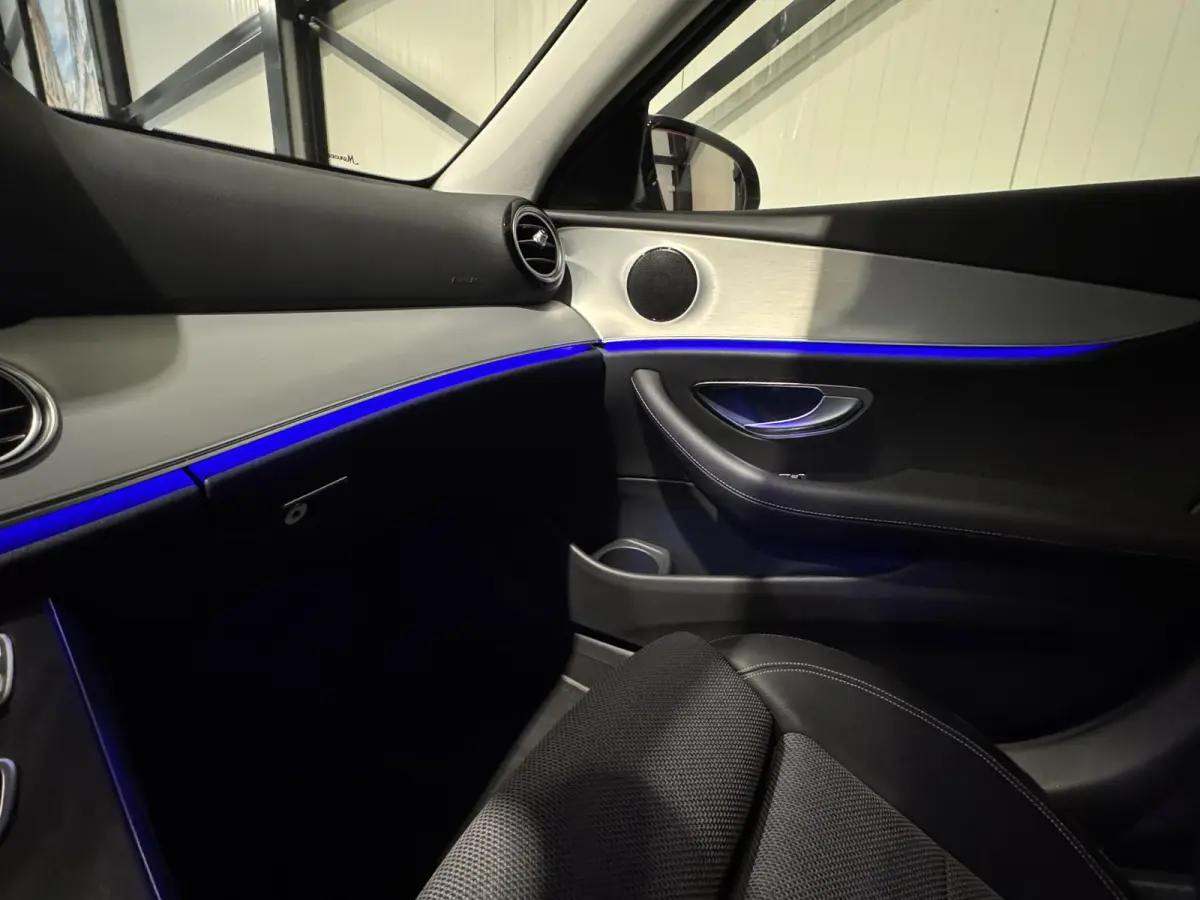 300 e | navi | trekhaak | half-leder | carplay |