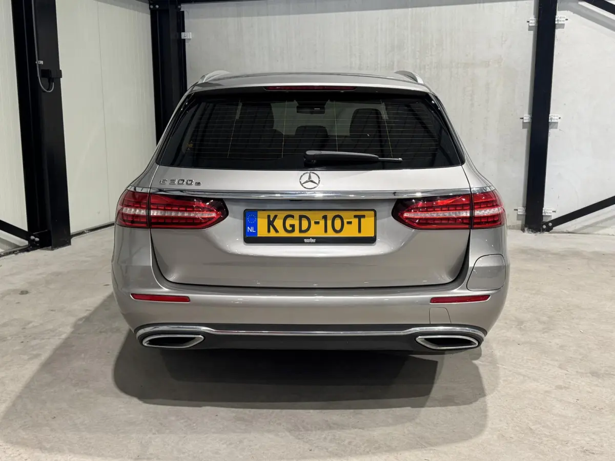300 e | navi | trekhaak | half-leder | carplay |