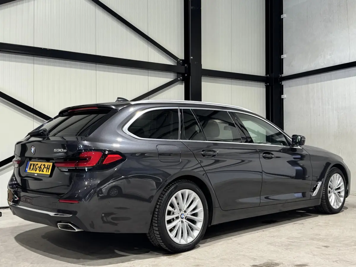 530e Luxury | navi | leder | led | driving assistant  |