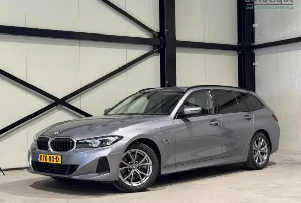 320e Aut. | navi | led | facelift model | shadow line |