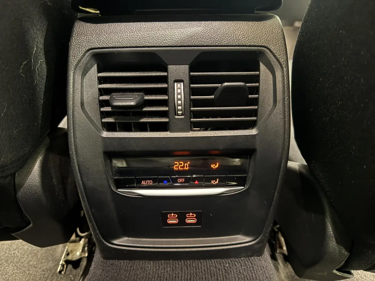 320e Aut. | navi | led | facelift model | shadow line |