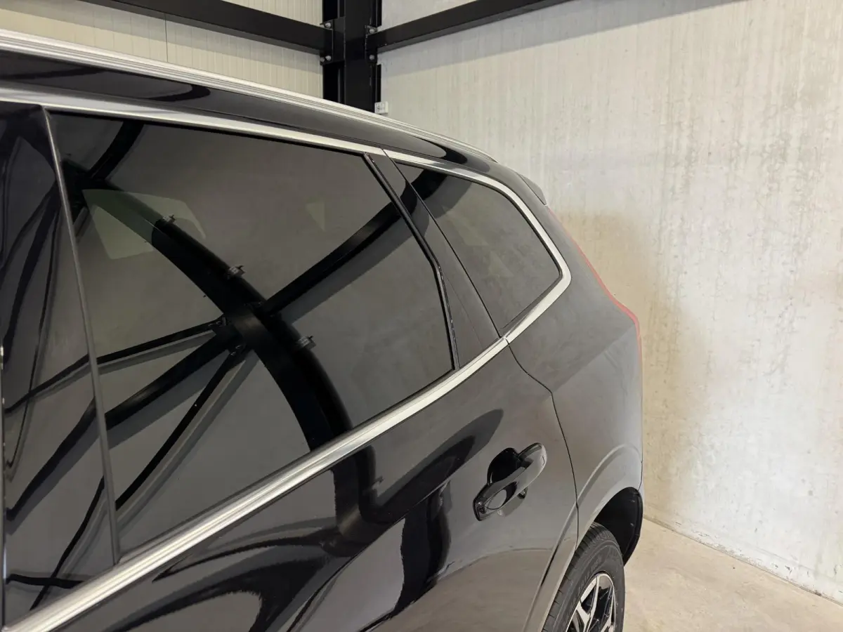 2.0 Recharge T6 AWD Business | panorama | navi | facelift model |