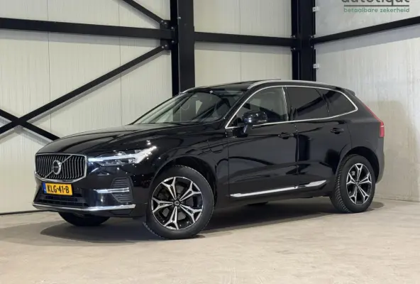 2.0 Recharge T6 AWD Business | panorama | navi | facelift model |