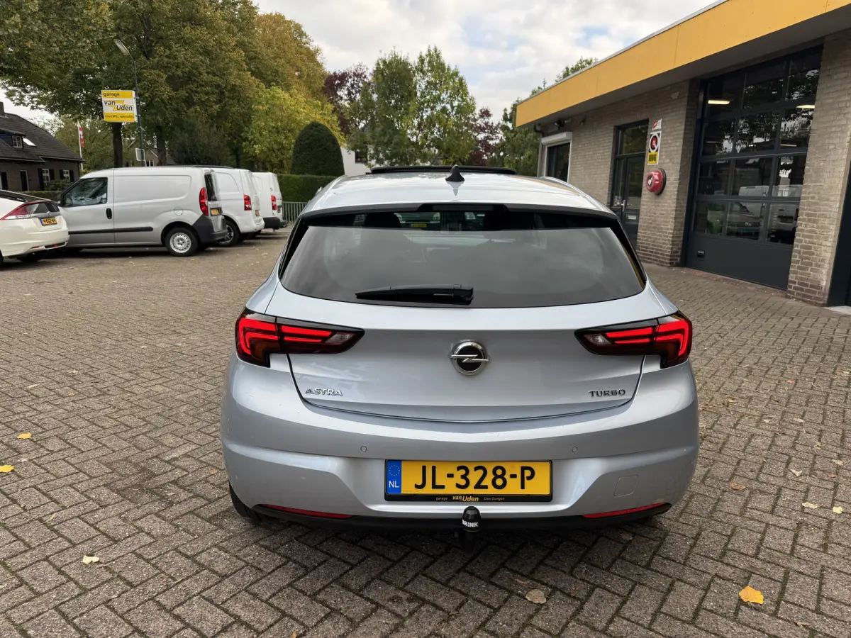 1.4 Turbo 150PK Innovation Automaat Schuifdak Navi Camera Carplay