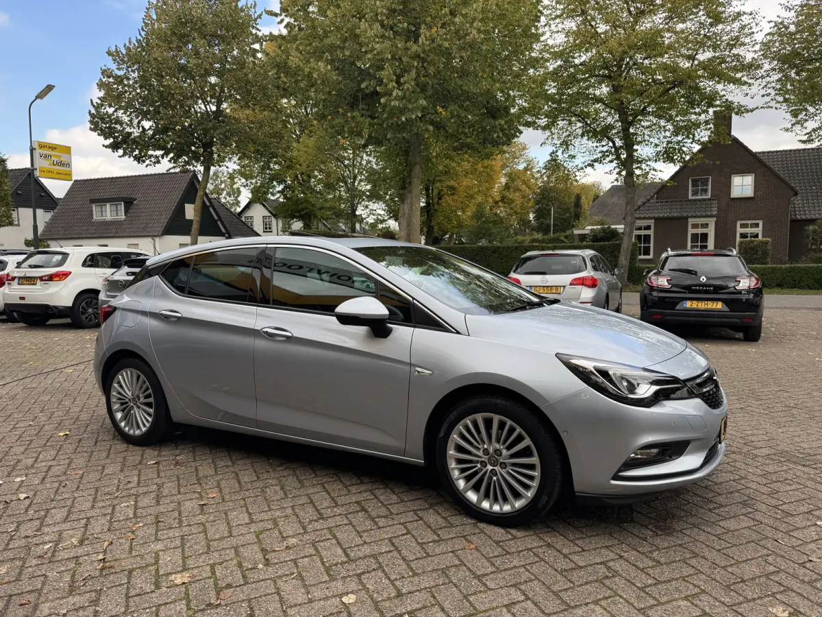1.4 Turbo 150PK Innovation Automaat Schuifdak Navi Camera Carplay