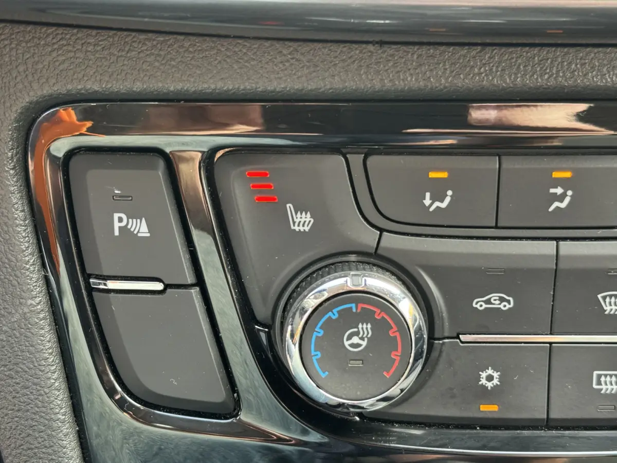 1.4 Turbo 140PK Business+ StoelStuurverwarming Climate Control Carplay