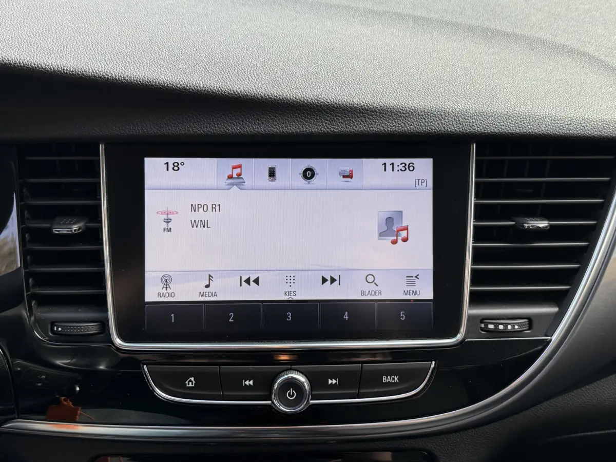 1.4 Turbo 140PK Business+ StoelStuurverwarming Climate Control Carplay