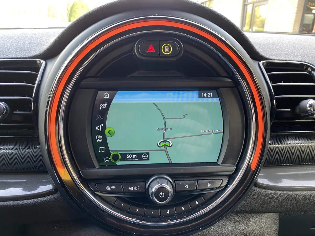 Mini 2.0 Cooper D Business Edition Navi Climate Control