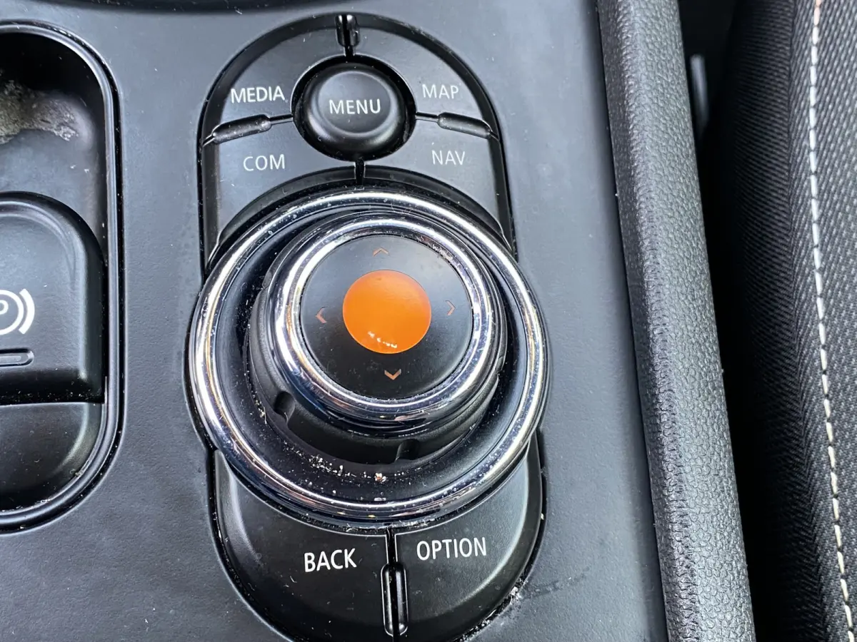 Mini 2.0 Cooper D Business Edition Navi Climate Control
