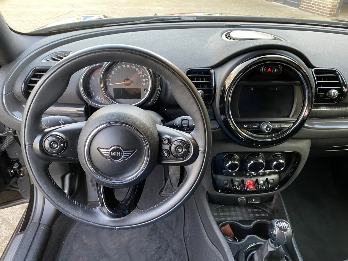 Mini 2.0 Cooper D Business Edition Navi Climate Control