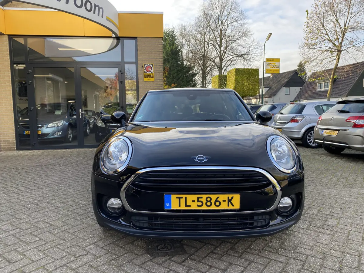 Mini 2.0 Cooper D Business Edition Navi Climate Control