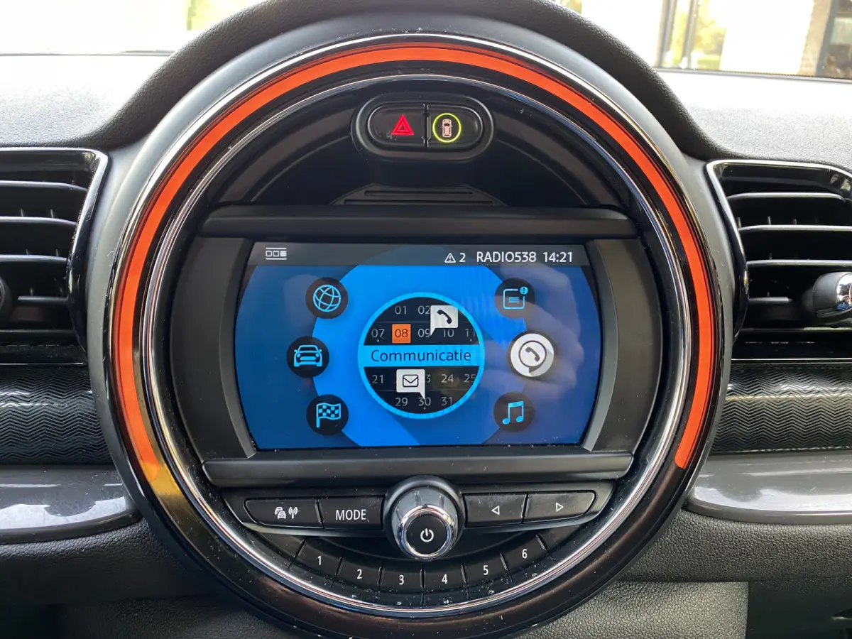 Mini 2.0 Cooper D Business Edition Navi Climate Control